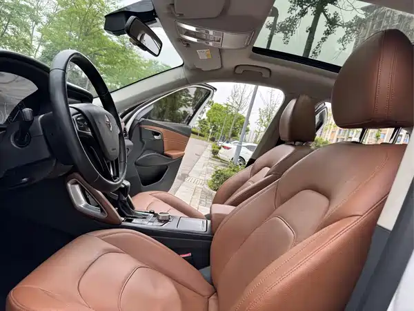 Borgward BX7 2017