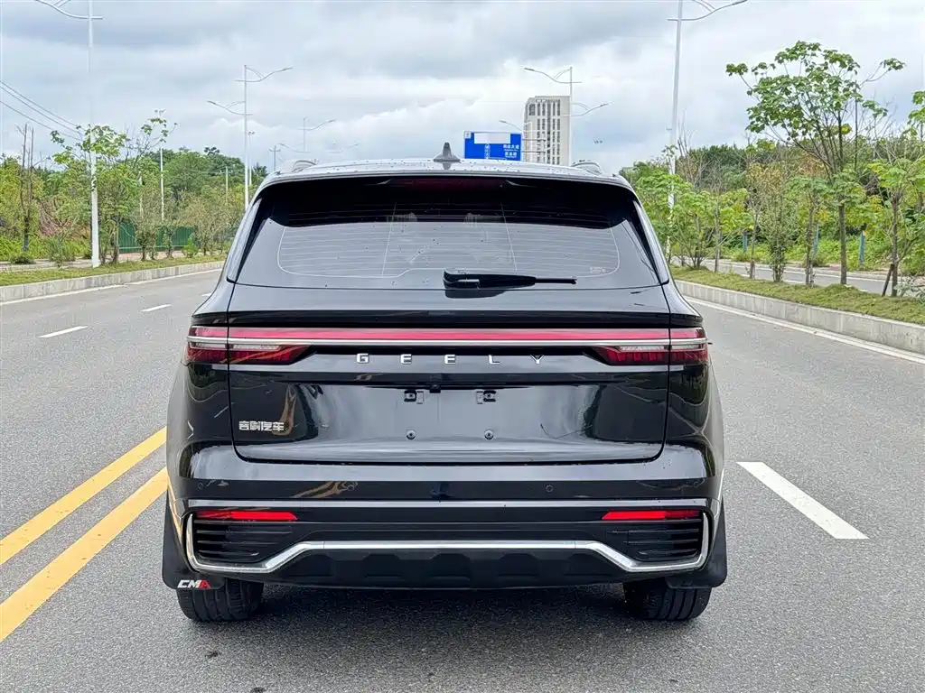 Geely Xingyue L 2024 — фото 15