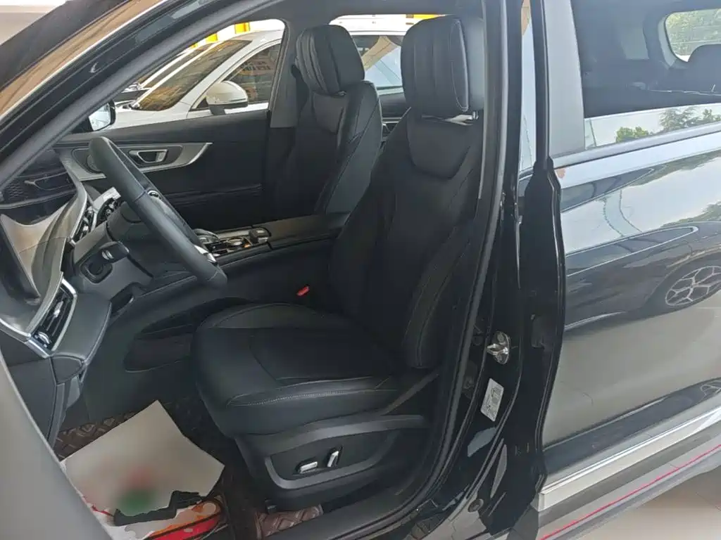 Chery Tiggo 8 PRO 2023 — фото 15