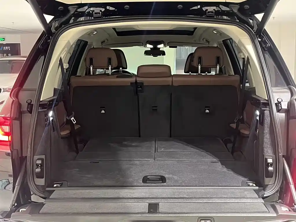 BMW X7 2019 — фото 18
