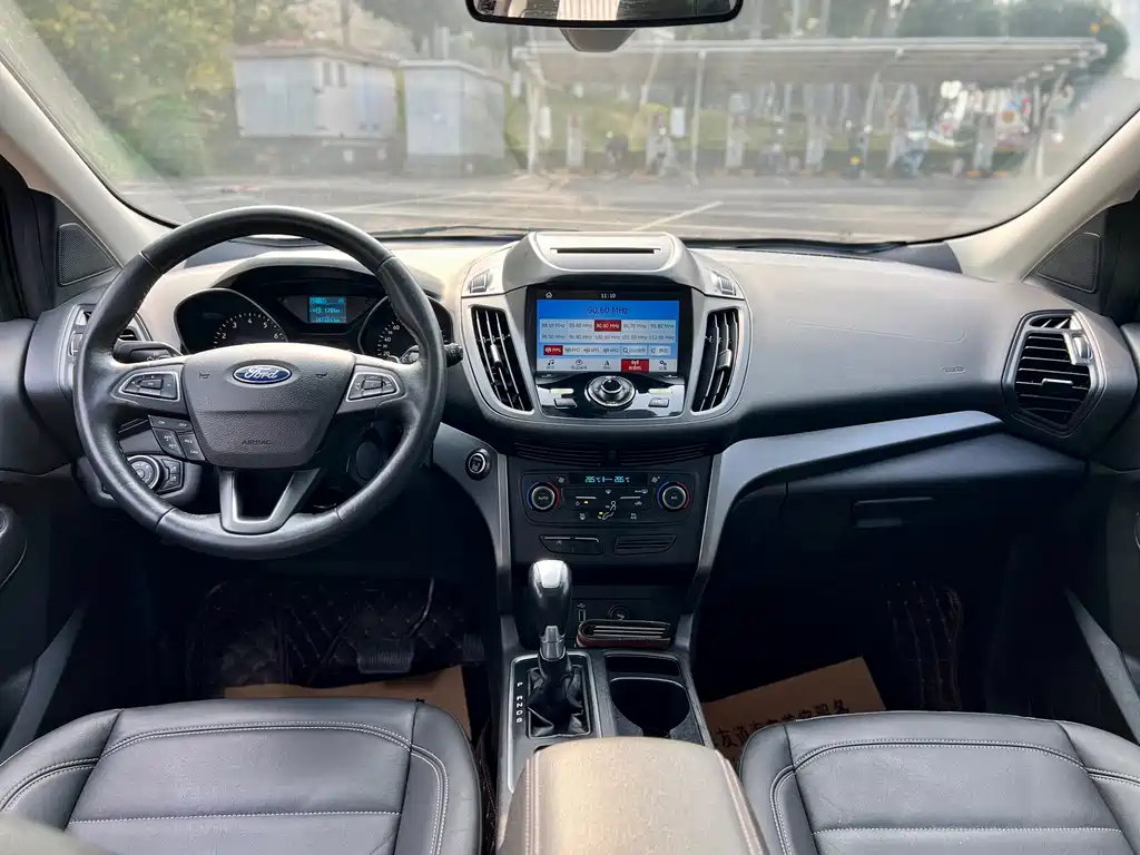 Ford Kuga 2018 — фото 6