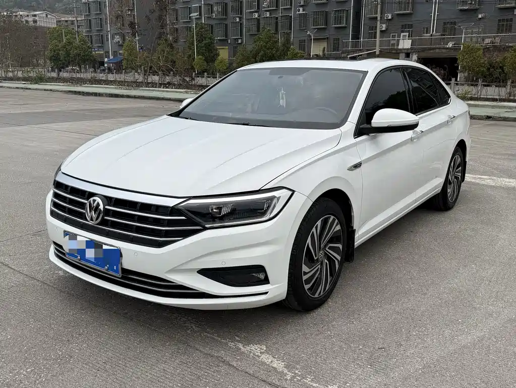 Volkswagen Sagitar 2022