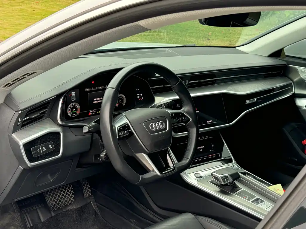 Audi A7 2023 — фото 4