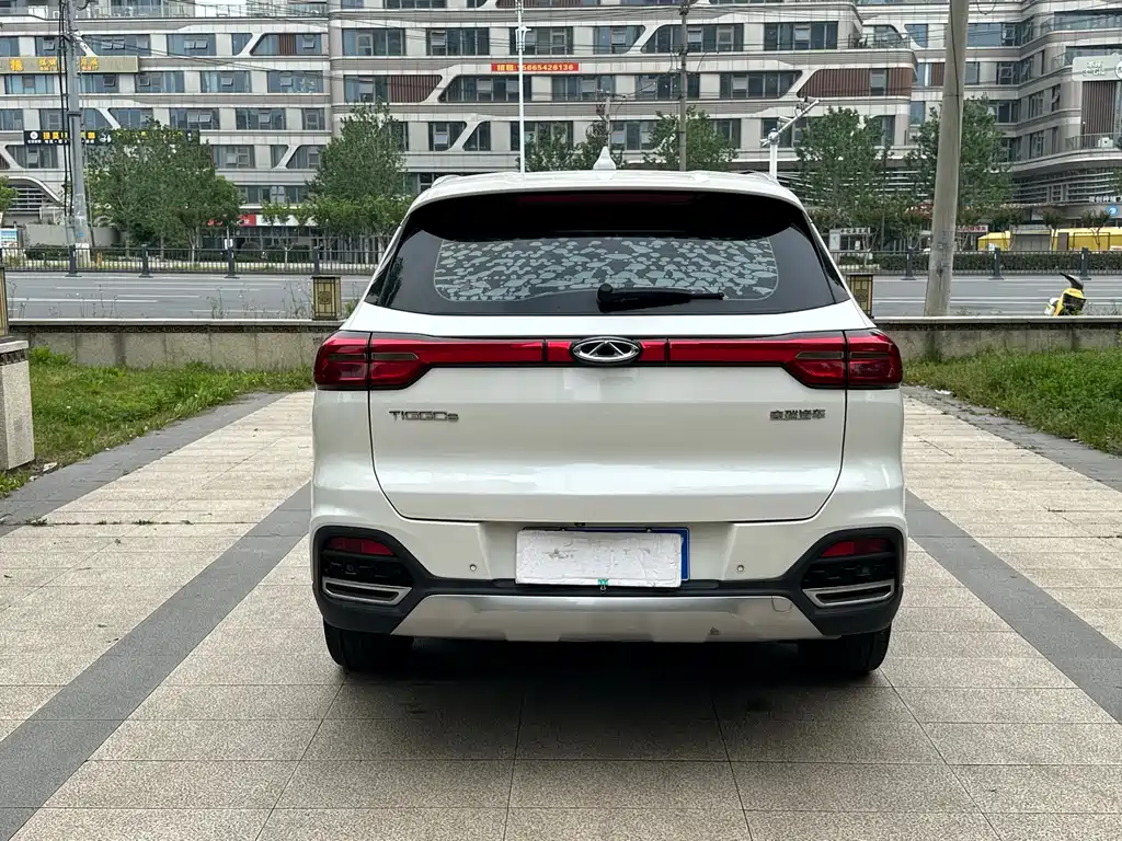 Chery Tiggo 8 2018 — фото 5