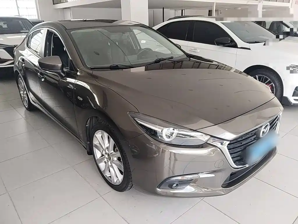 Mazda 3 Axela 2018 — фото 4