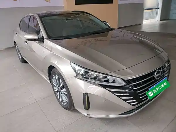 Nissan Teana 2023