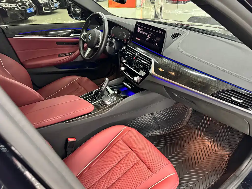 BMW 5 Series 2021