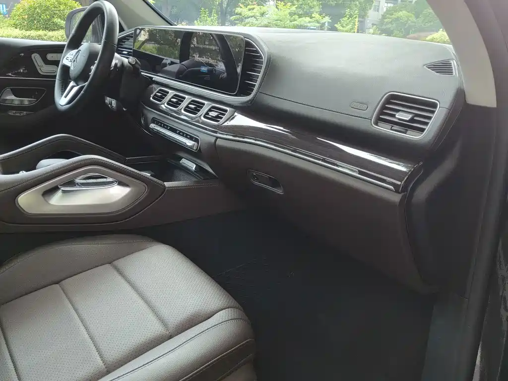 Mercedes-Benz GLE 2021