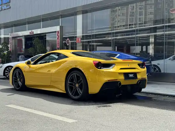 Ferrari 488 2017