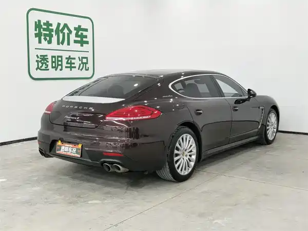 Porsche Panamera 2016