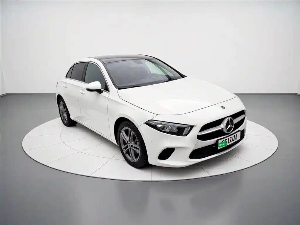 Mercedes-Benz A-Class 2020 — фото 7