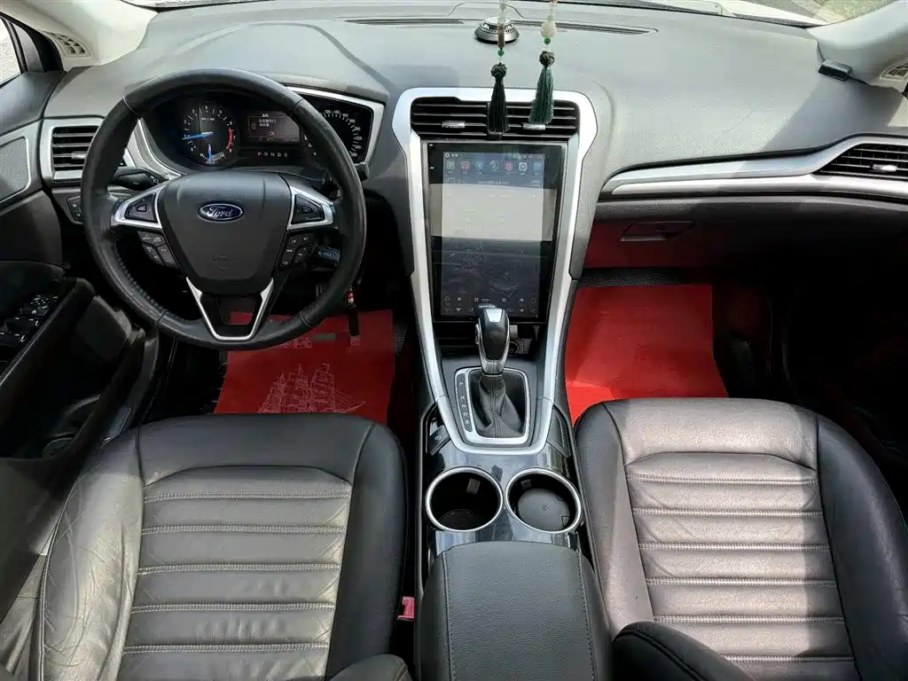 Ford Mondeo 2015 — фото 8