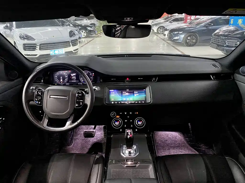 Land Rover Evoque 2021 — фото 8