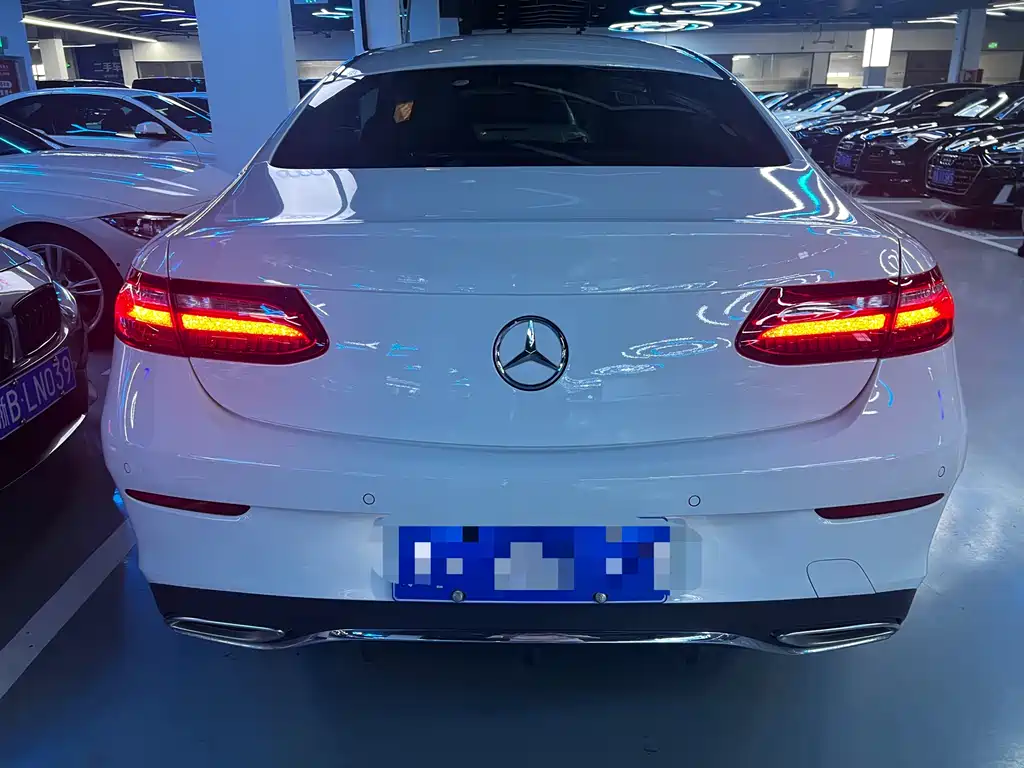 Mercedes-Benz E-Class 2020 — фото 18