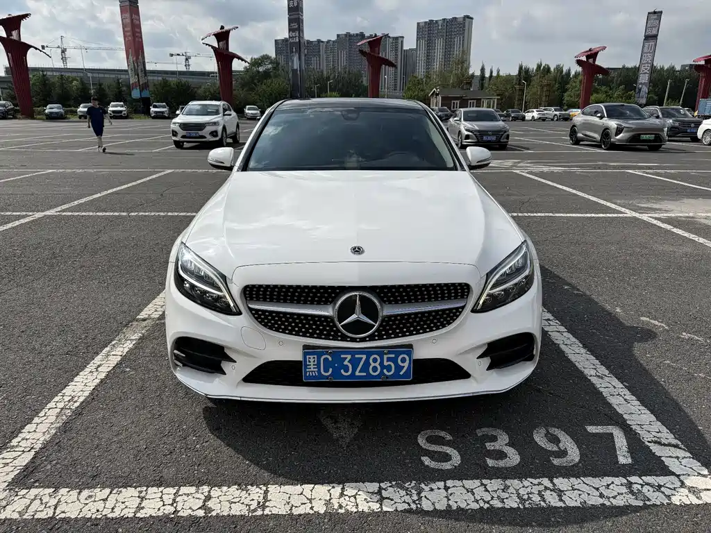 Mercedes-Benz C-Class 2021