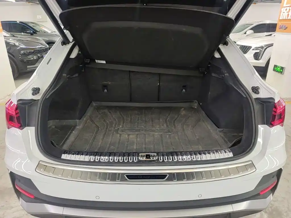Audi Q3 Sportback 2022 — фото 19