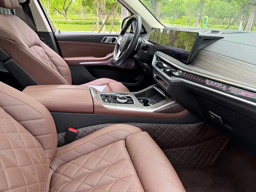 BMW X7 2023 — фото 12