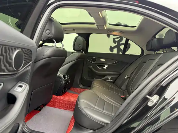 Mercedes-Benz C-Class 2020