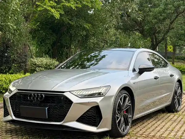 Audi A7L 2024