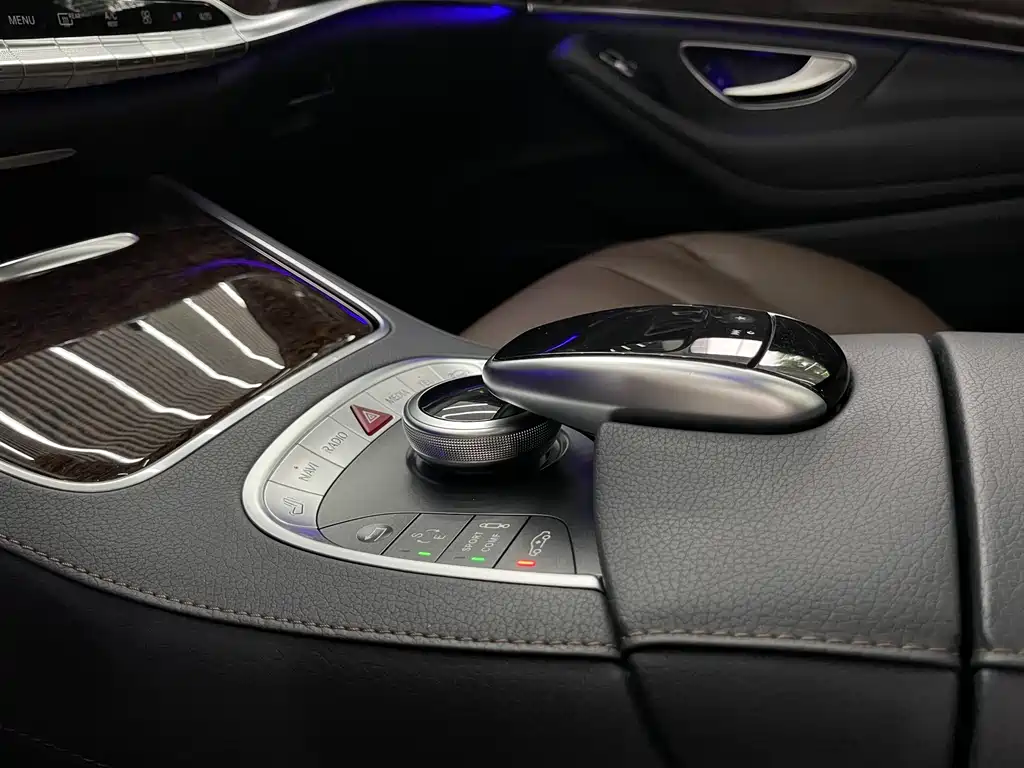 Mercedes-Benz S-Class 2017 — фото 26