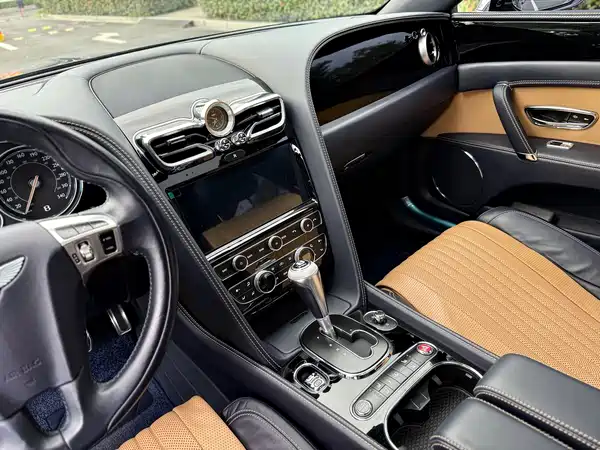 Bentley Flying Spur 2017