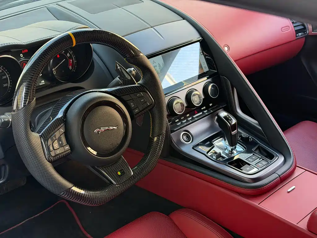 Jaguar F-TYPE 2019 — фото 21