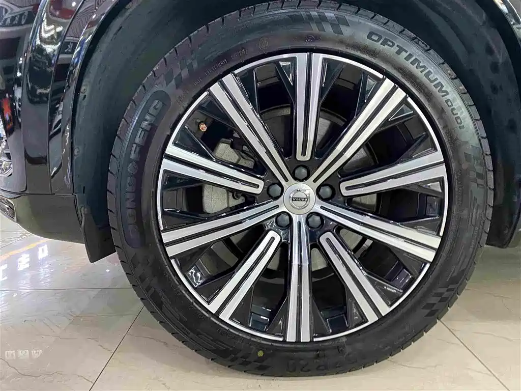 Volvo XC90 2021