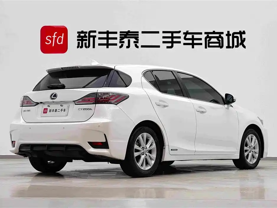 Lexus CT 2017