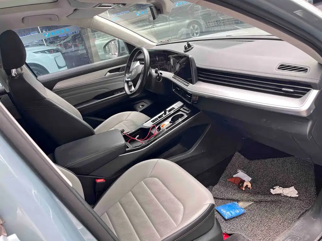 Volkswagen Tavendor 2023