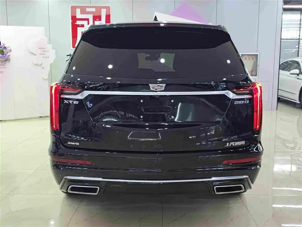 Cadillac XT6 2023 — фото 5