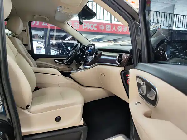 Mercedes-Benz V-Class 2021