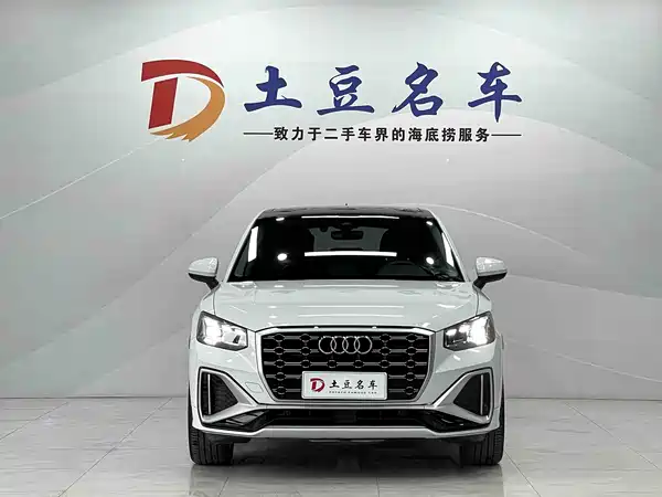 Audi Q2L 2022