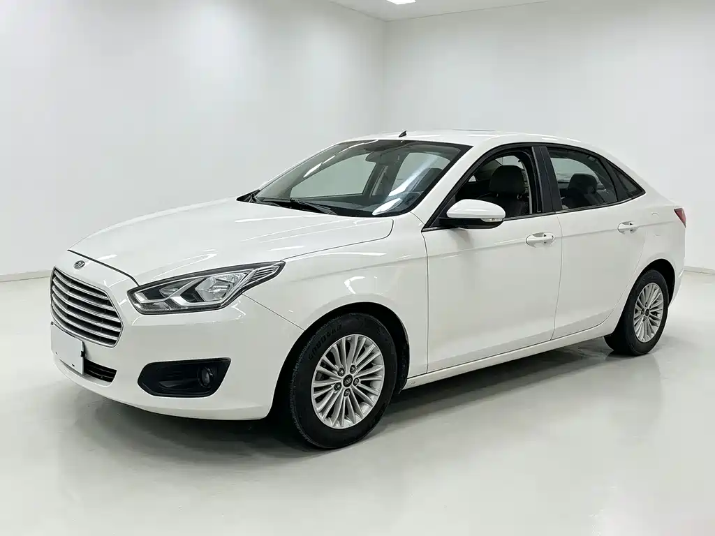 Ford Escort 2015 — фото 1