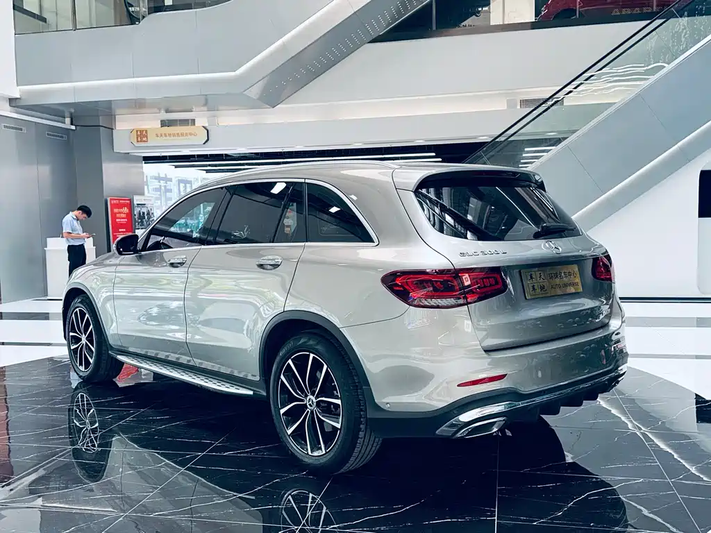 Mercedes-Benz GLC 2021