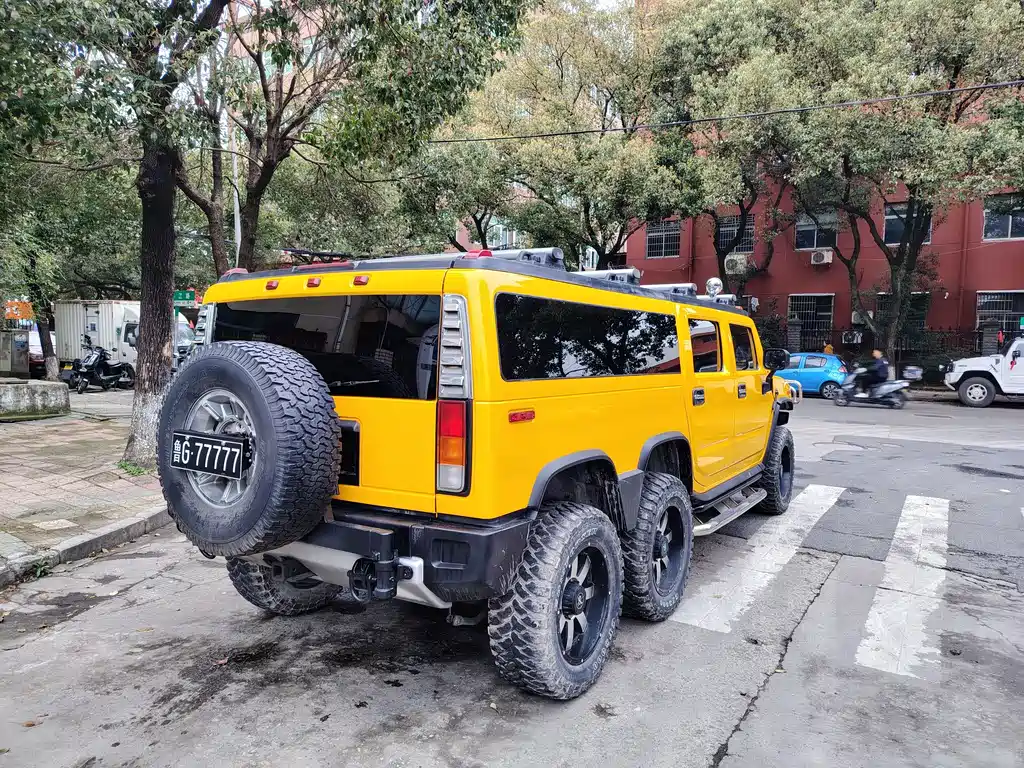 Hummer H2 2006 — фото 10
