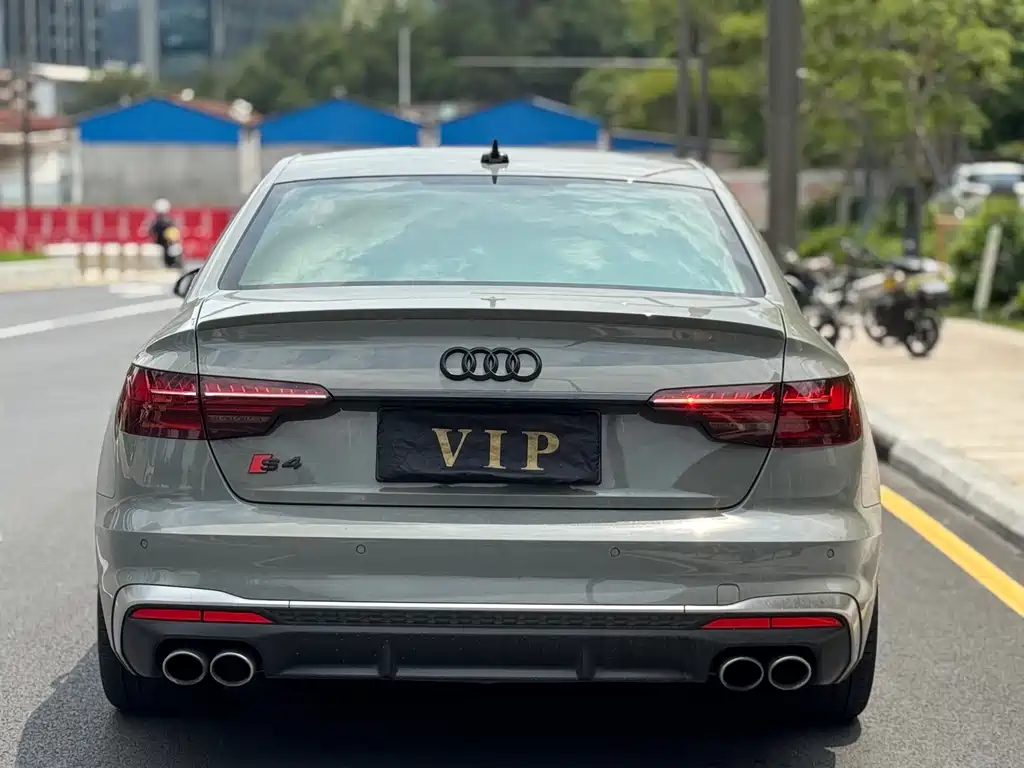 Audi S4 2022 — фото 7