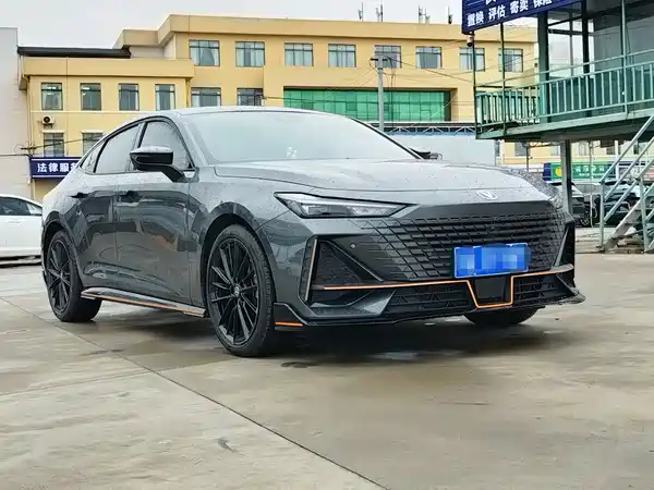 Changan UNI-V 2023