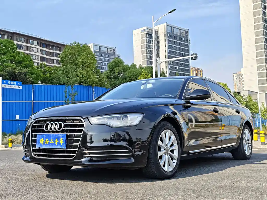 Audi A6L 2012 — фото 1
