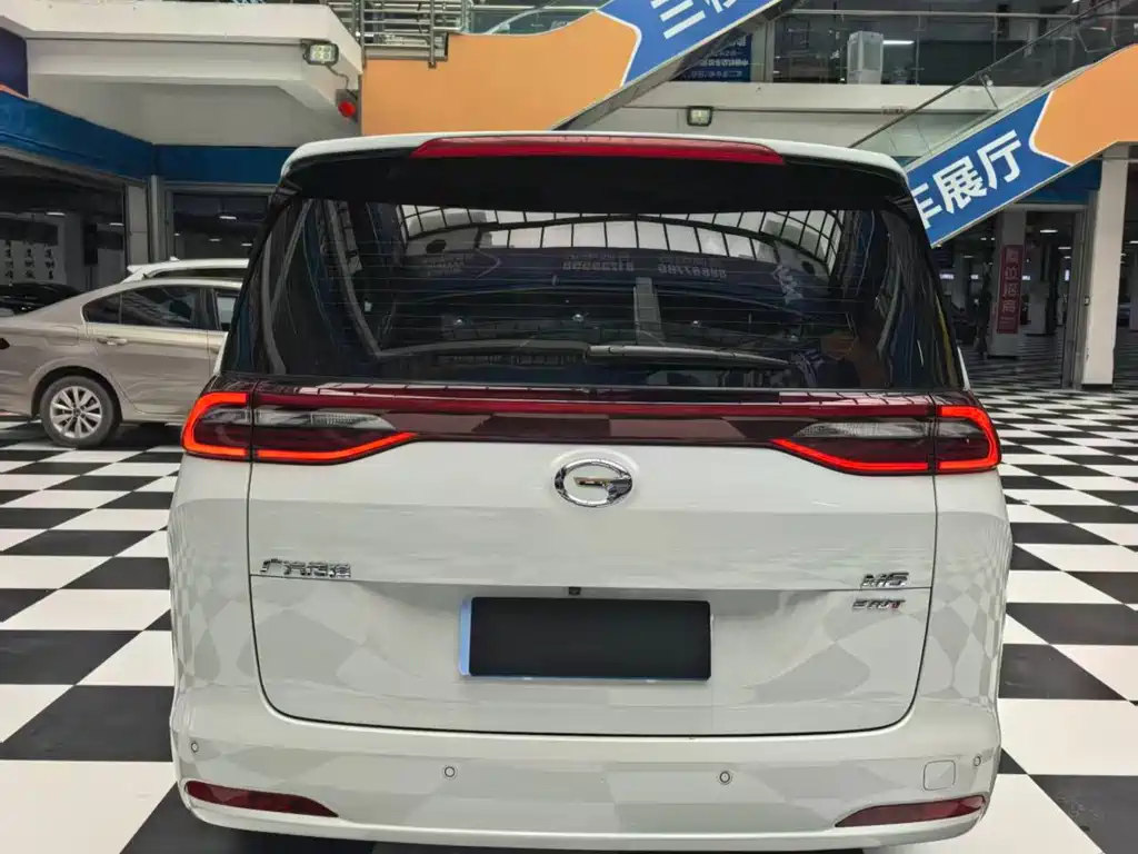 GAC Trumpchi M6 2022 — фото 17