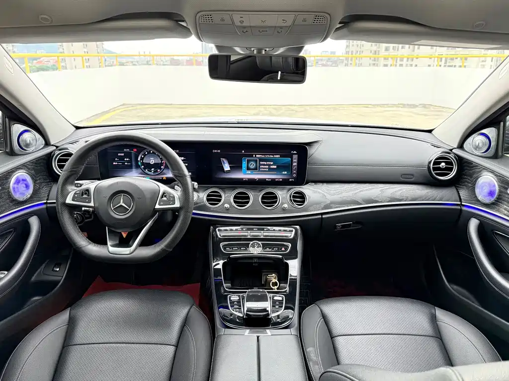 Mercedes-Benz E-Class 2018 — фото 25