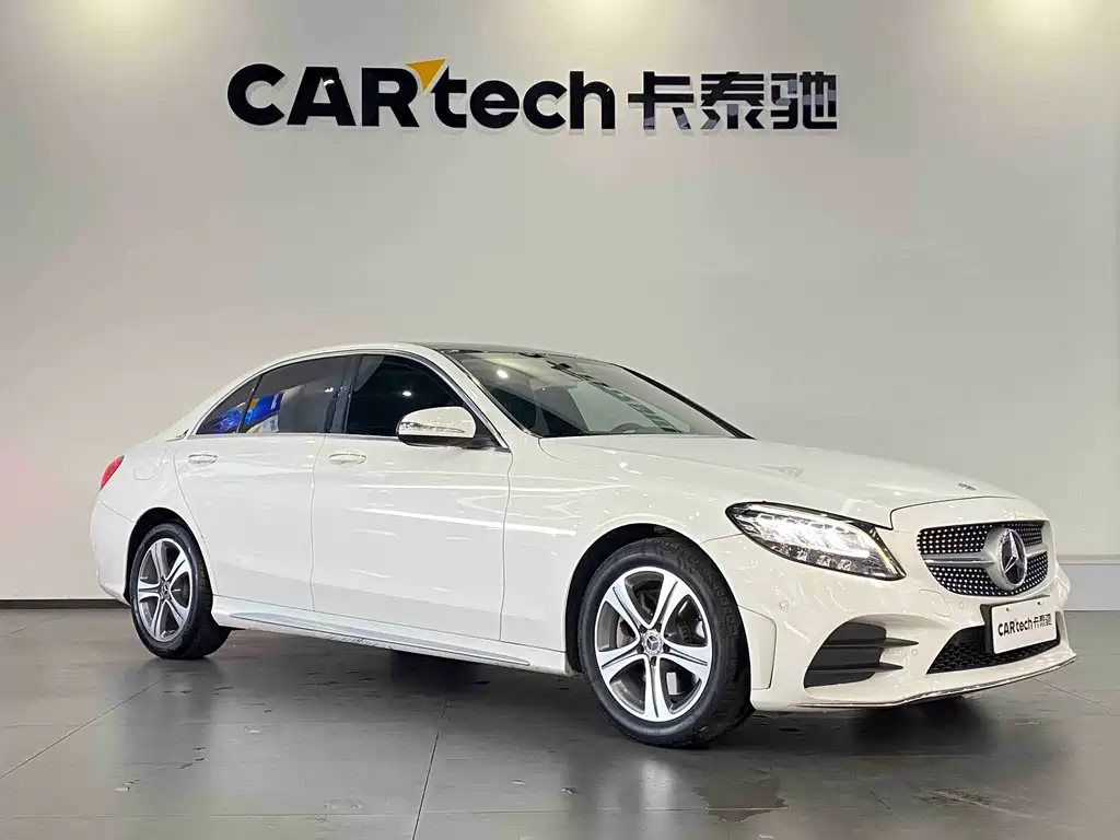 Mercedes-Benz C-Class 2019