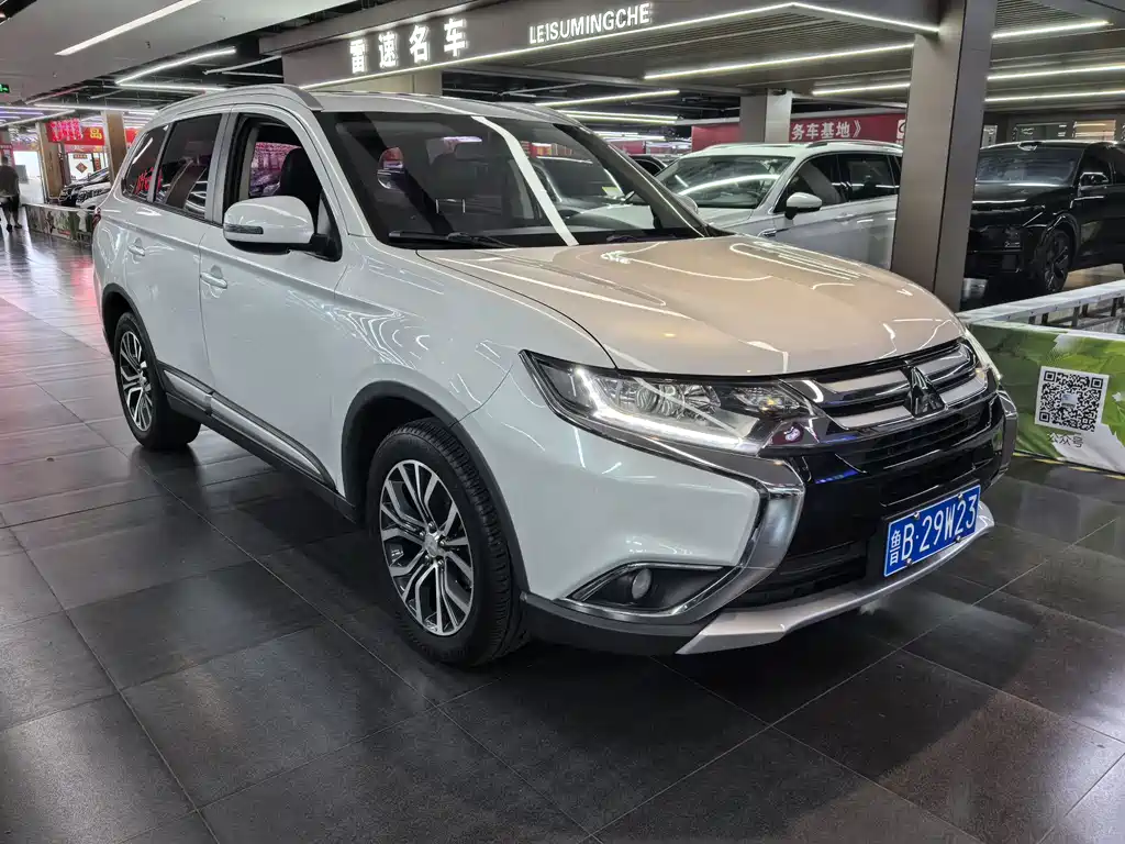 Mitsubishi Outlander 2017