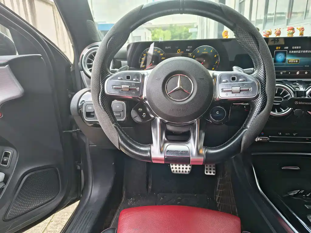 Mercedes-Benz A-Class AMG 2022 — фото 10