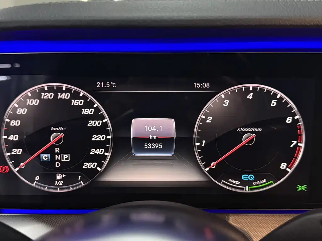 Mercedes-Benz E-Class 2020 — фото 12