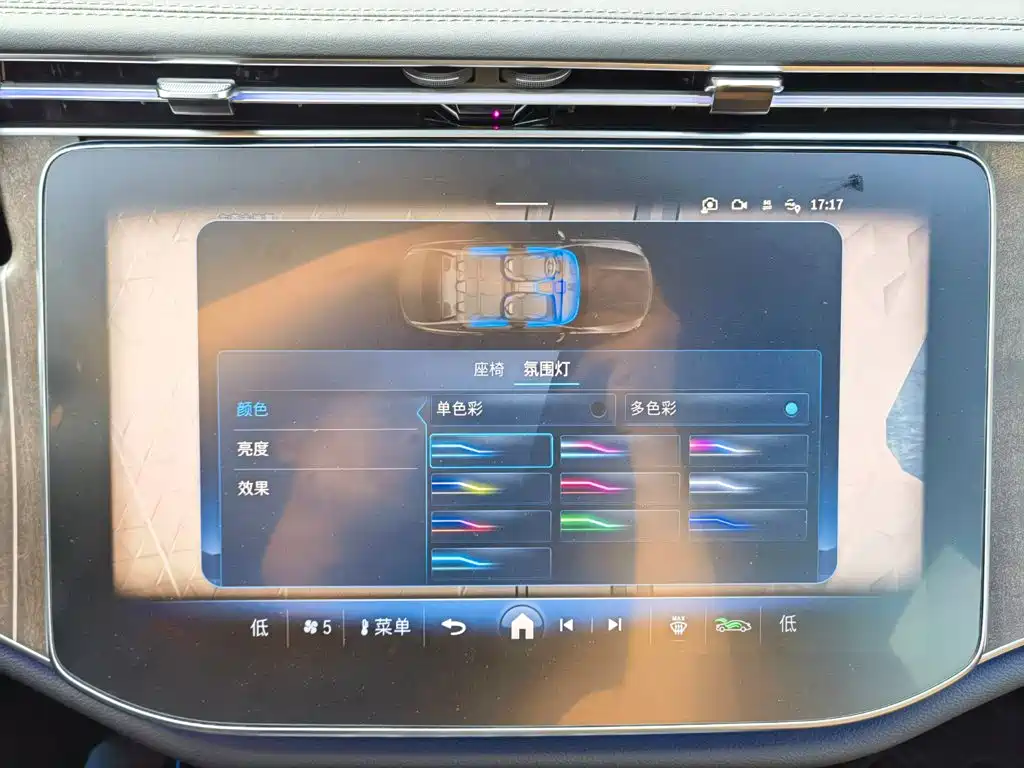 Mercedes-Benz E-Class 2025 — фото 16