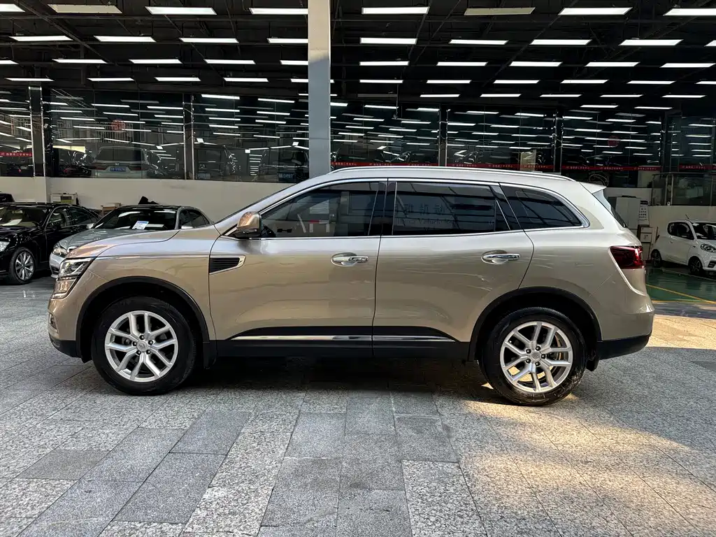 Renault Koleos 2018 — фото 16