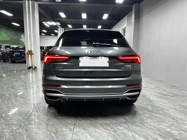 Audi Q3 2023