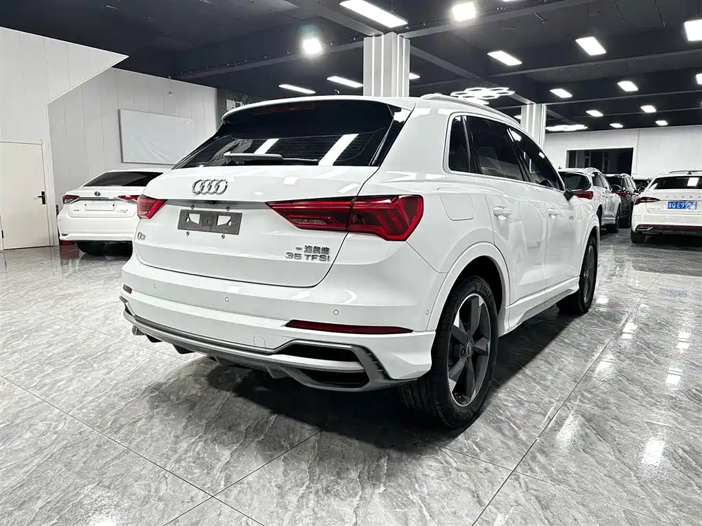 Audi Q3 2022