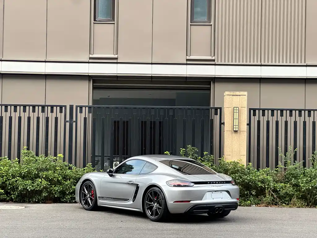 Porsche 718 2021 — фото 6