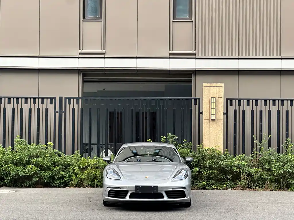 Porsche 718 2021 — фото 2